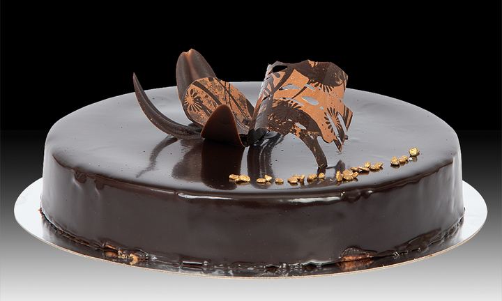 Tort de ciocolată cu evantai de ciocolată